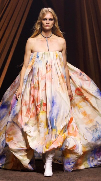  Alexander McQueen باريس ربيع/صيف2026