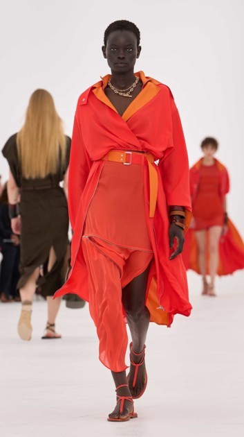  Hermès باريس ربيع/صيف2027