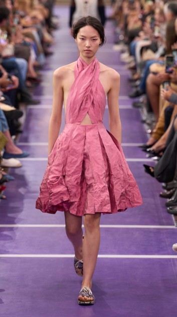  Miu Miu باريس ربيع/صيف2027