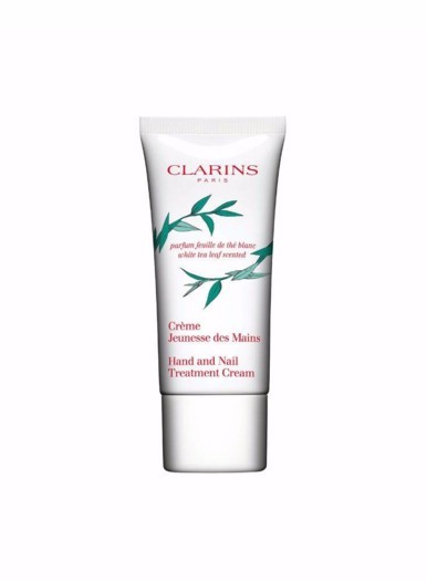 3 كريمات لليدين والأظافر من Clarins