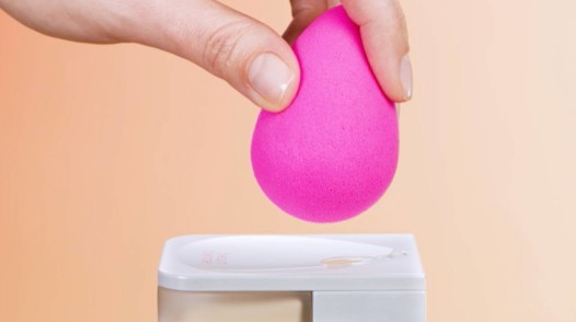 beautyblender والجيل التالي من كريم الأساس