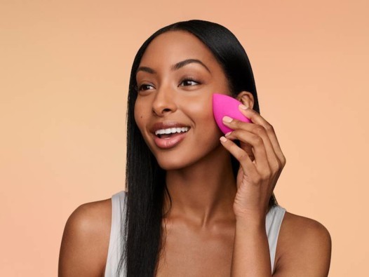 beautyblender والجيل التالي من كريم الأساس