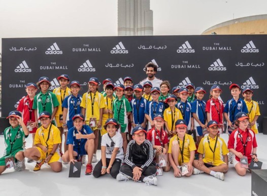 adidas ومحمد صلاح يصتديفان مؤتمرا صحفيا للأطفال