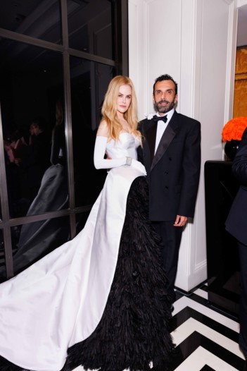 الشخصيّات المشاركة في حفل Met Gala تتألّق بملابس Balenciaga