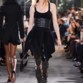 الطابع الحسّي يطغى على مجموعة Alaïa