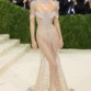 قبيل انطلاقه، إطلالات أيقونية من حفل Met Gala عبر الزمن