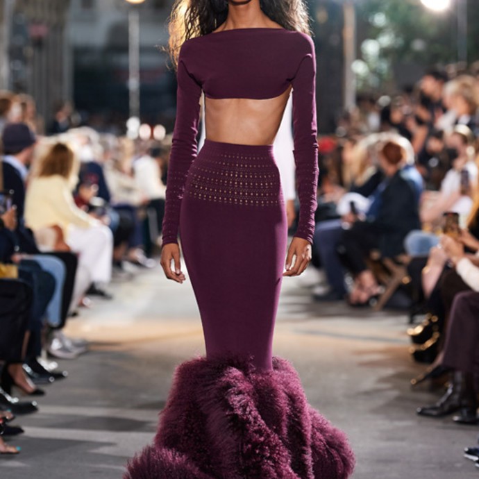 الطابع الحسّي يطغى على مجموعة Alaïa