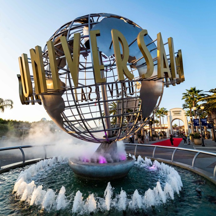 Universal Studios Hollywood والذكرى السنوية الأولى لعالم سوبر نينتندو