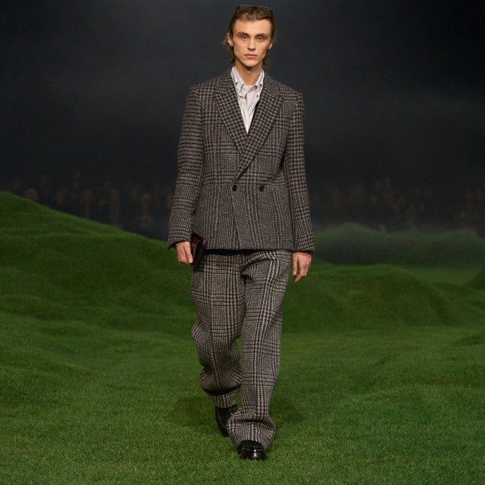 Zegna تطلق مجموعة شتاء 2025 في عرض إستثنائي