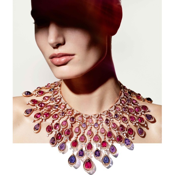 Bvlgari تحيي إرثها مع مجموعة "بوليكروما"