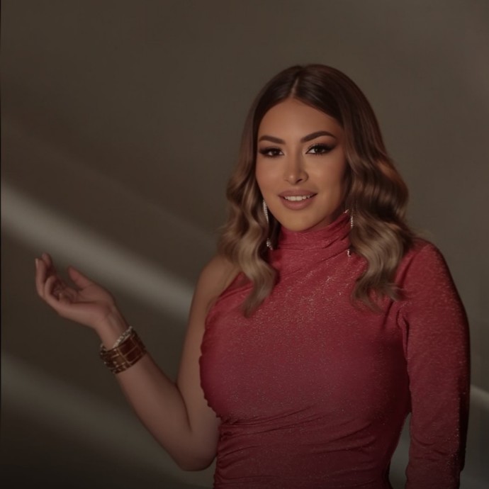 بعد انسحاب أمل عرفة من مسلسل "عيلة الملك" من هي البديلة!