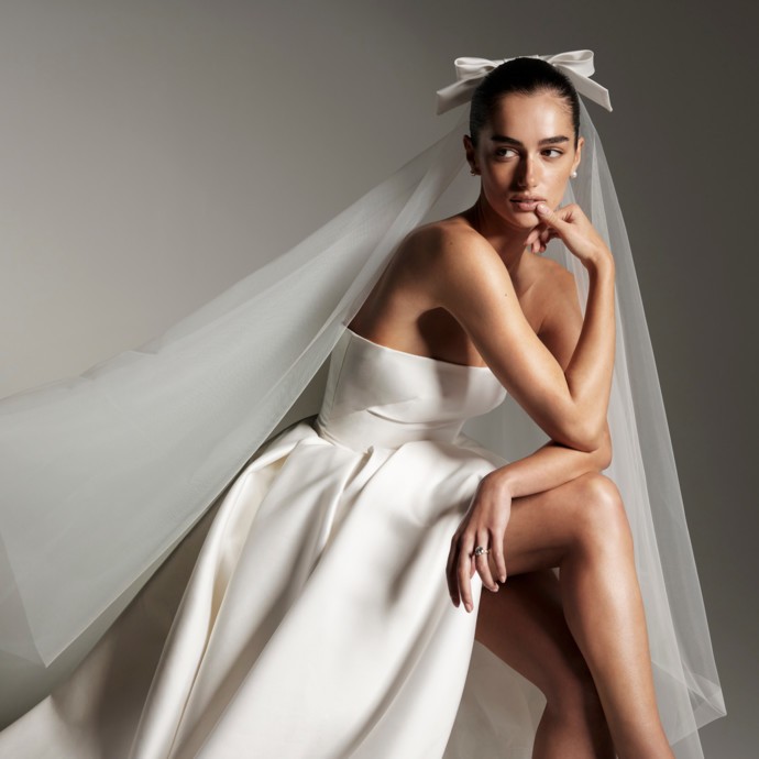 صيحات فساتين الزفاف التي ستحدّد موضة العرائس في عام 2026