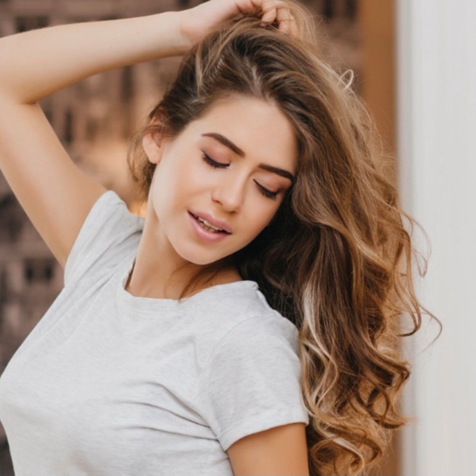 أخطاء عن تجفيف الشعر لم يخبرك أحد عنها