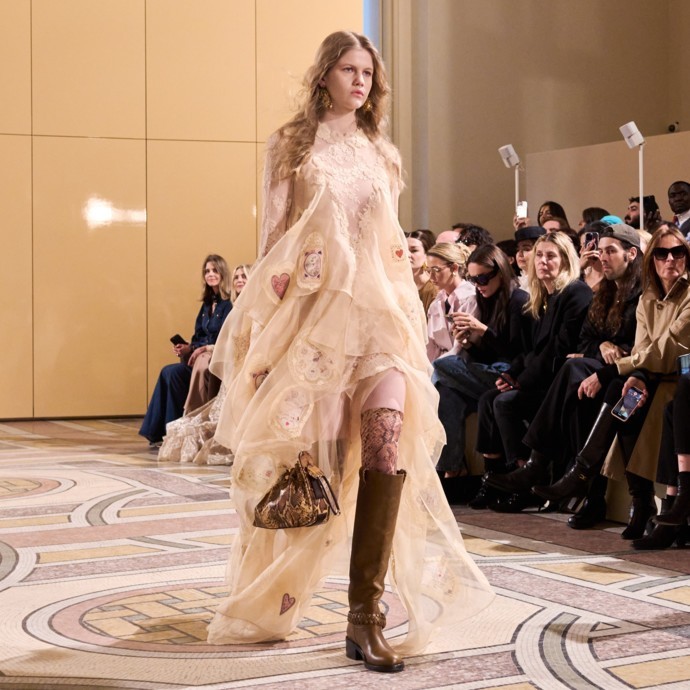 7 صيحات فساتين ستكون أساس أناقتك هذا الشتاء!