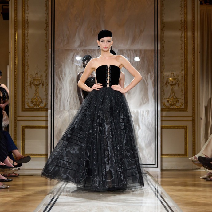 دليل الإطلالات البسيطة في موسم الاحتفالات