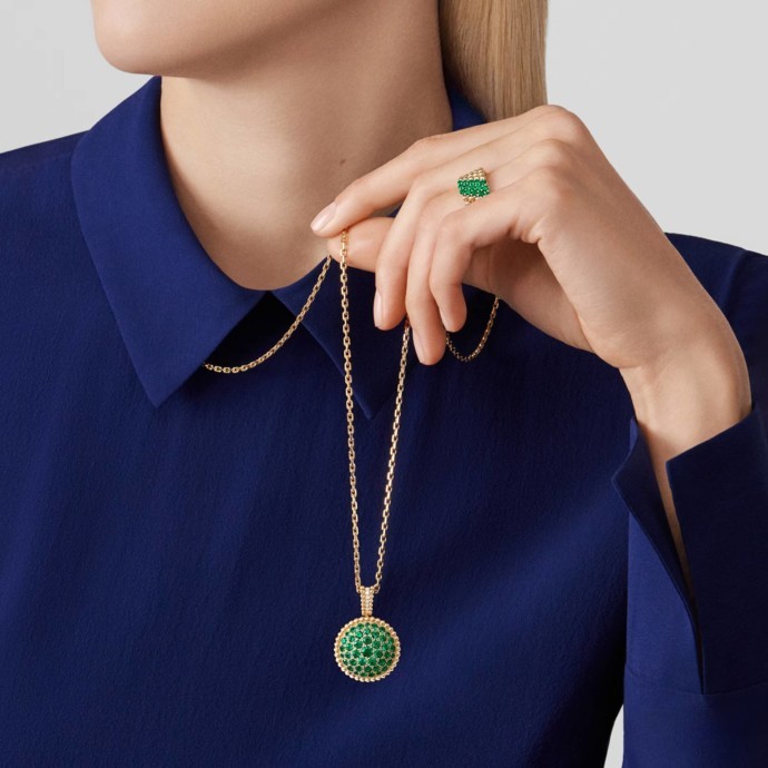 أحجار كريمة تجلب الحظّ والسعادة