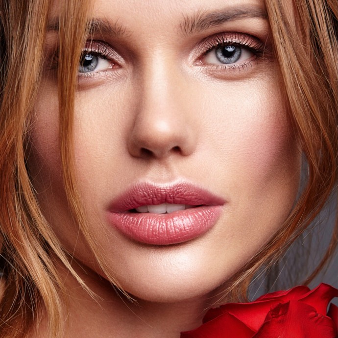 4 نصائح تعالج شفاهك المتشقّقة خلال أيّام