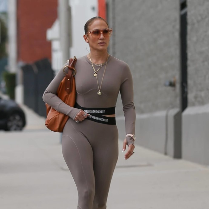 نجمات مهووسات بممارسة الرياضة