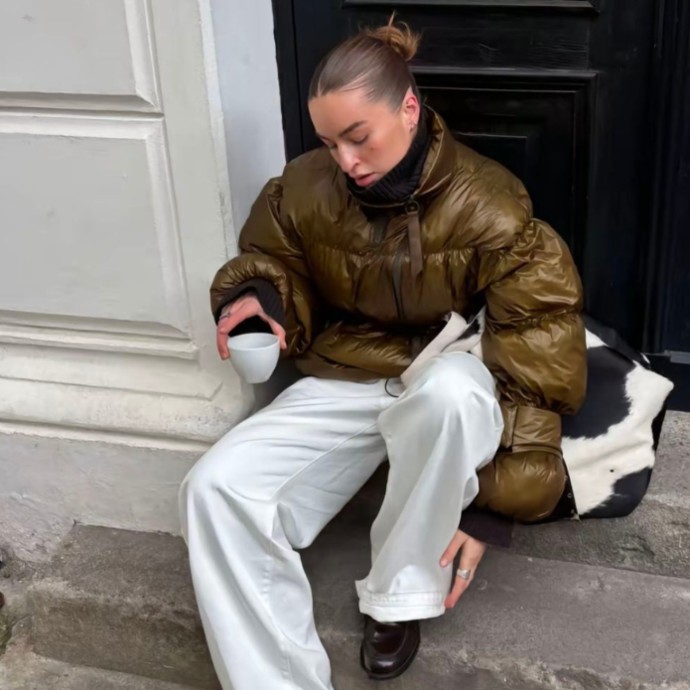 كيف ترتدين جاكيت الـPuffer بأسلوب أنيق وعصري؟