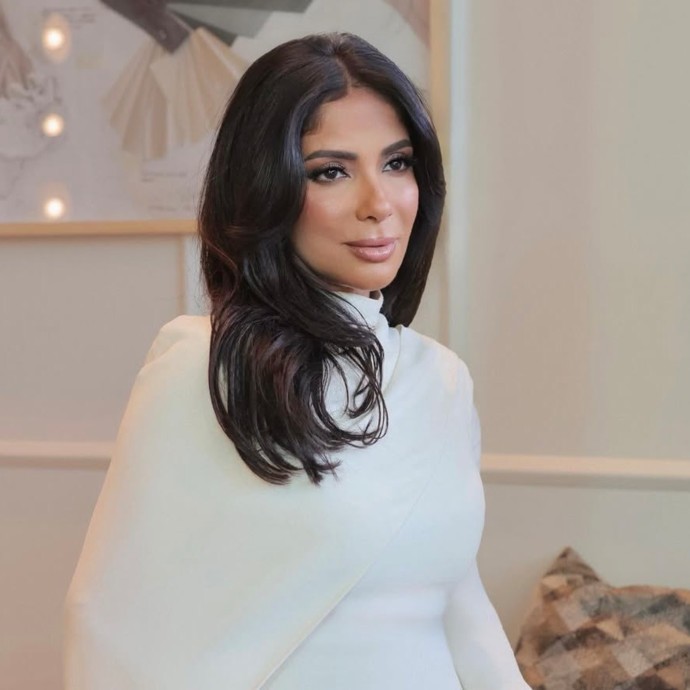 الرد الأوّل من منى زكي عن سحب مشروعسينمائيّ لها