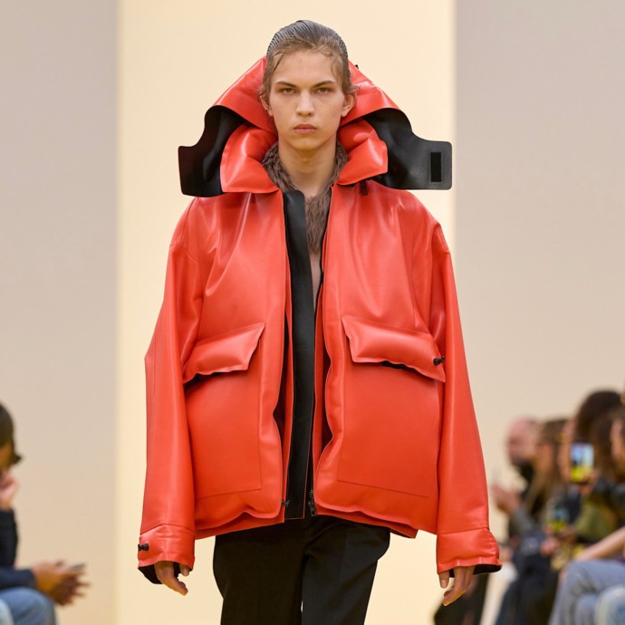 Loewe تستوحي مجموعتها لخريف 2026 من أعماق البحار