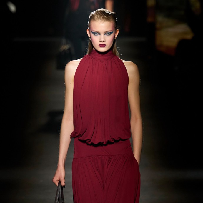 بييرباولو بيتشولي بطاقته المبهجة في عرض Balenciaga
