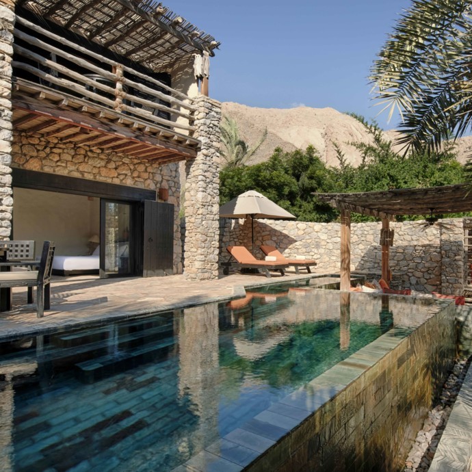 إن كنت مقيم في الإمارات، إليك هذه العروضات من منتجع Six Senses Zighy Bay