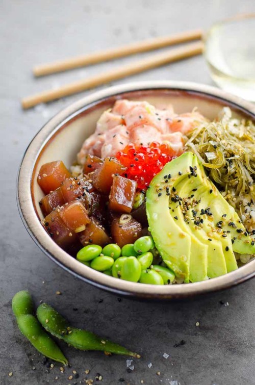 كيف أحضر السلمون Poke Bowl؟