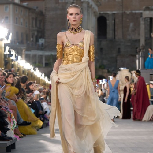 من روما Dolce &Gabbana تحدث ثورة في عالم الأناقة