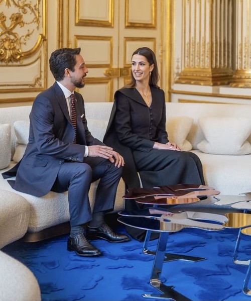 هذا سبب وجود الأمير الحسين والأميرة رجوة في فرنسا