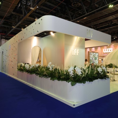 IFF تأسر معرض Beauty World Middle East 2025 بعطورها الفاخرة