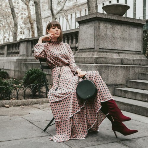 أبرز تصاميم الأحذية التي يمكنك انتعالها مع الفستان الشتوي