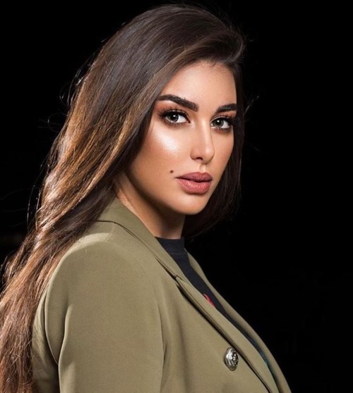 كلّ ما ميّز إطلالة ياسمين صبري الأخيرة