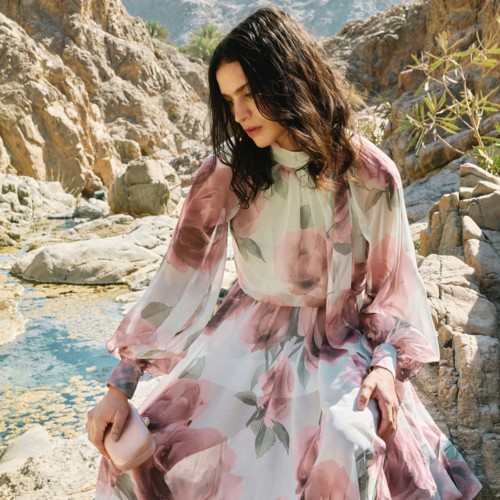 الوردة البريطانية الأيقونية نجمة مجموعة رمضان من Ted Baker