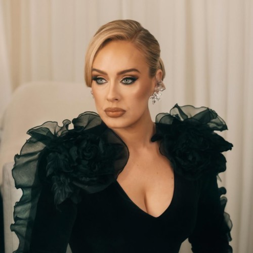 نجمات لا تشبه حياتهنّ صورتهنّ العامة على الإطلاق