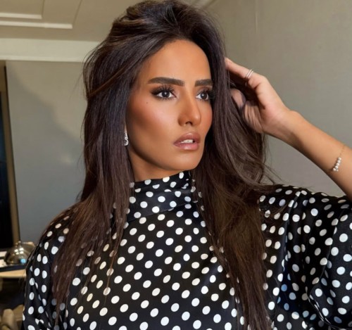 بعد الجدل، بيان رسمي يحسم نسب زينة وأطفالها