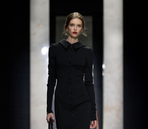 تصاميم  Dolce & Gabbana تجسّ جذورها وهويتها