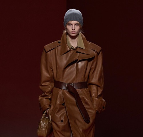 إطلالات شتويّة أنيقة في مجموعة Bottega Veneta لخريف 2026