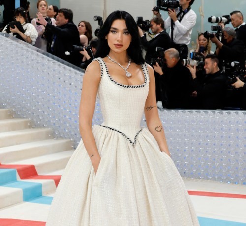 حفل Met Gala وإطلالات ساحرة على مرّ السنوات