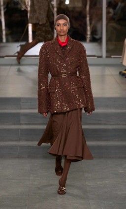  Tory Burch نيويورك خريف/شتاء2025