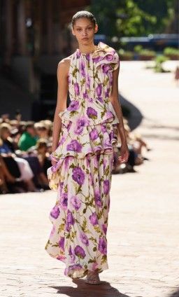  Ulla Johnson نيويورك ربيع/صيف2027