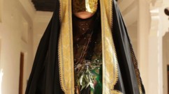 بمناسبة العيد الوطني السعودي: تعرفي معنا على تاريخ العباءات وكيفية تطورها