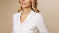 مقابلة مع رادميلا لوكيان دكتورة النجمات وصاحبة Lucia Clinic