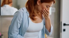 الأسباب الفعلية وراء شعورك بالغثيان عندما تكونين متوتّرة