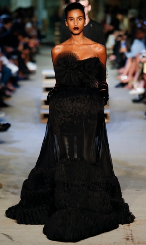  Givenchy نيويورك ربيع/صيف2016