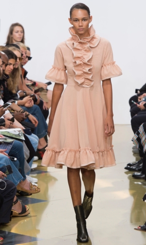 JW Anderson لندن ربيع/صيف2016