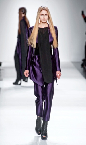  Ann Demeulemeester باريس ربيع/صيف2013