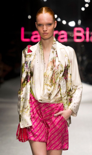  Laura Biagiotti ميلانو ربيع/صيف2013