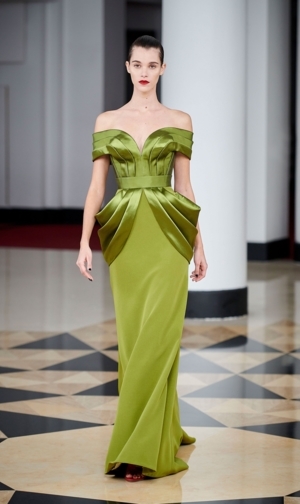  Alexis Mabille باريس ربيع/صيف2022