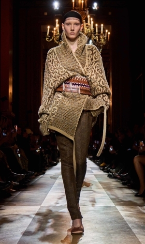  Dries Van Noten باريس خريف/شتاء2025